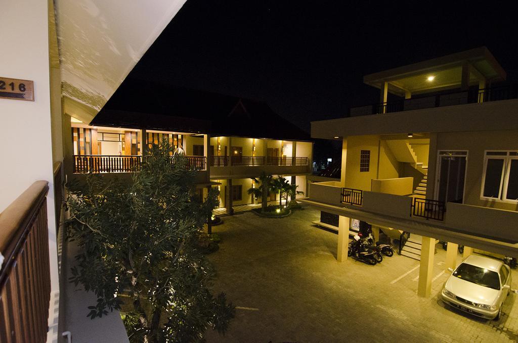 Syailendra Hotel Syariah 巴拉 外观 照片